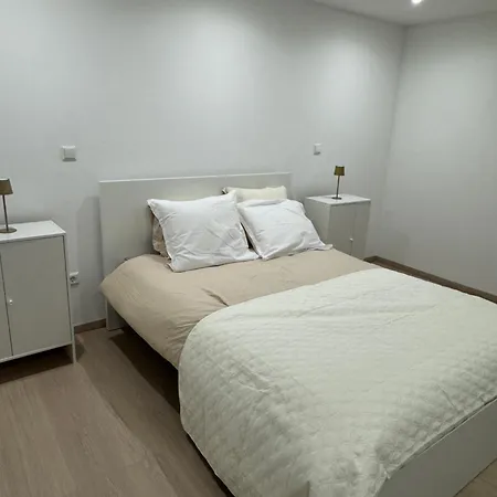 Elegance Et Confort A *