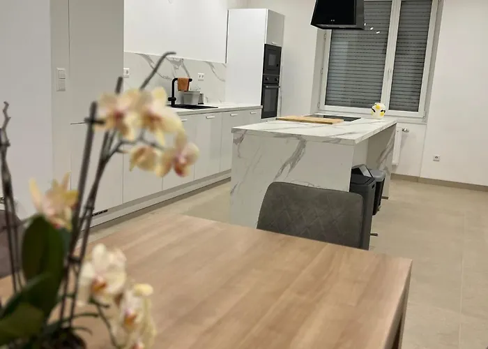 Elegance Et Confort A