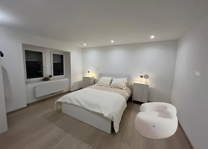 Elegance Et Confort A Konukevi