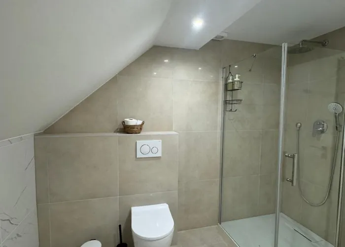 Elegance Et Confort A Konukevi