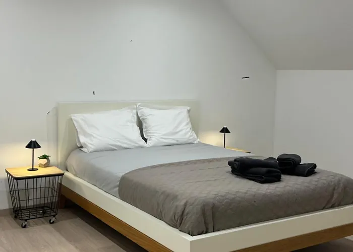 Elegance Et Confort A *